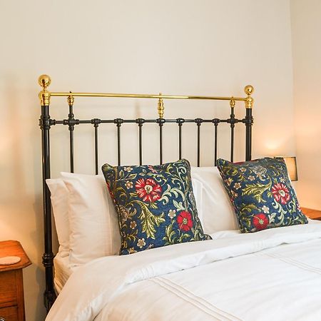 モルトン Hambleton Houseヴィラ エクステリア 写真